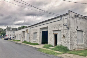 KWC, DPG faciliates sale of Easton warehouse