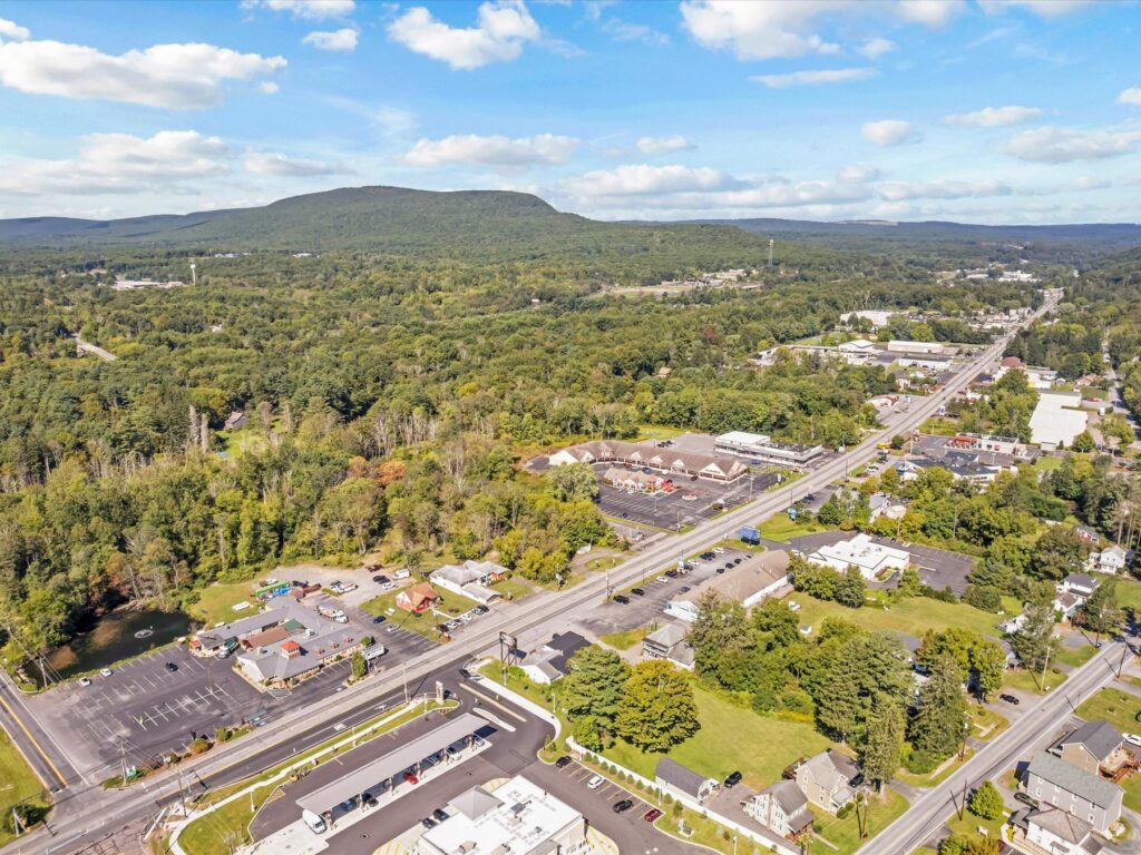 Commercial properties along Route 611 in the Poconos – high-traffic investment corridor