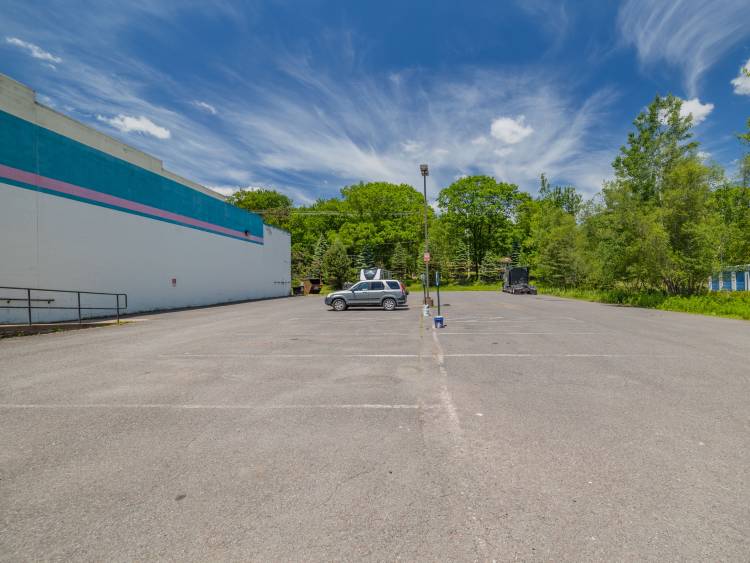 5357 Development Park Dr Pocono Summit Industrial building for sale