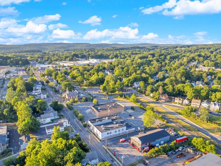 110 N Courtland St East Stroudsburg Automotive Building for Sale