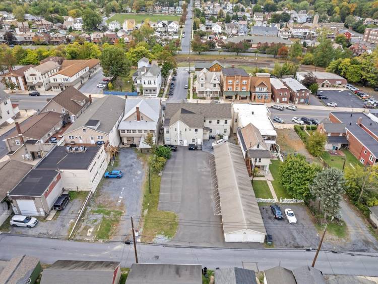 218 Delaware Ave Palmerton office mixed use building for sale