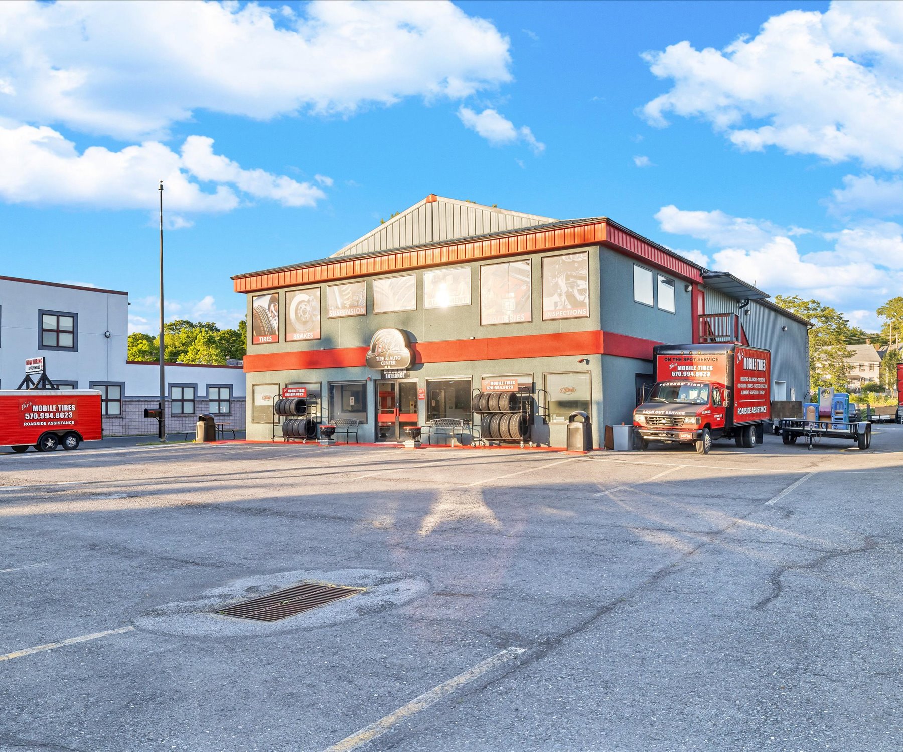 110 N Courtland East Stroudsburg car dealership showroom for lease rent