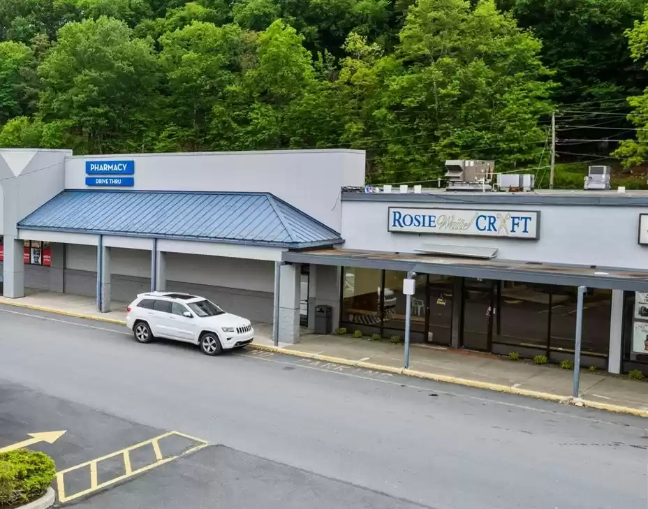 42 Kings Village, Minersville, Branch Township Schuykill County, Pennsylvania 17954, Lease Space,For Lease,42 Kings Village,0,1238